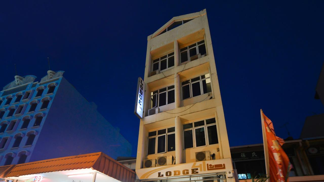 ZEN Hostel Aljunied Singapore Buitenkant foto