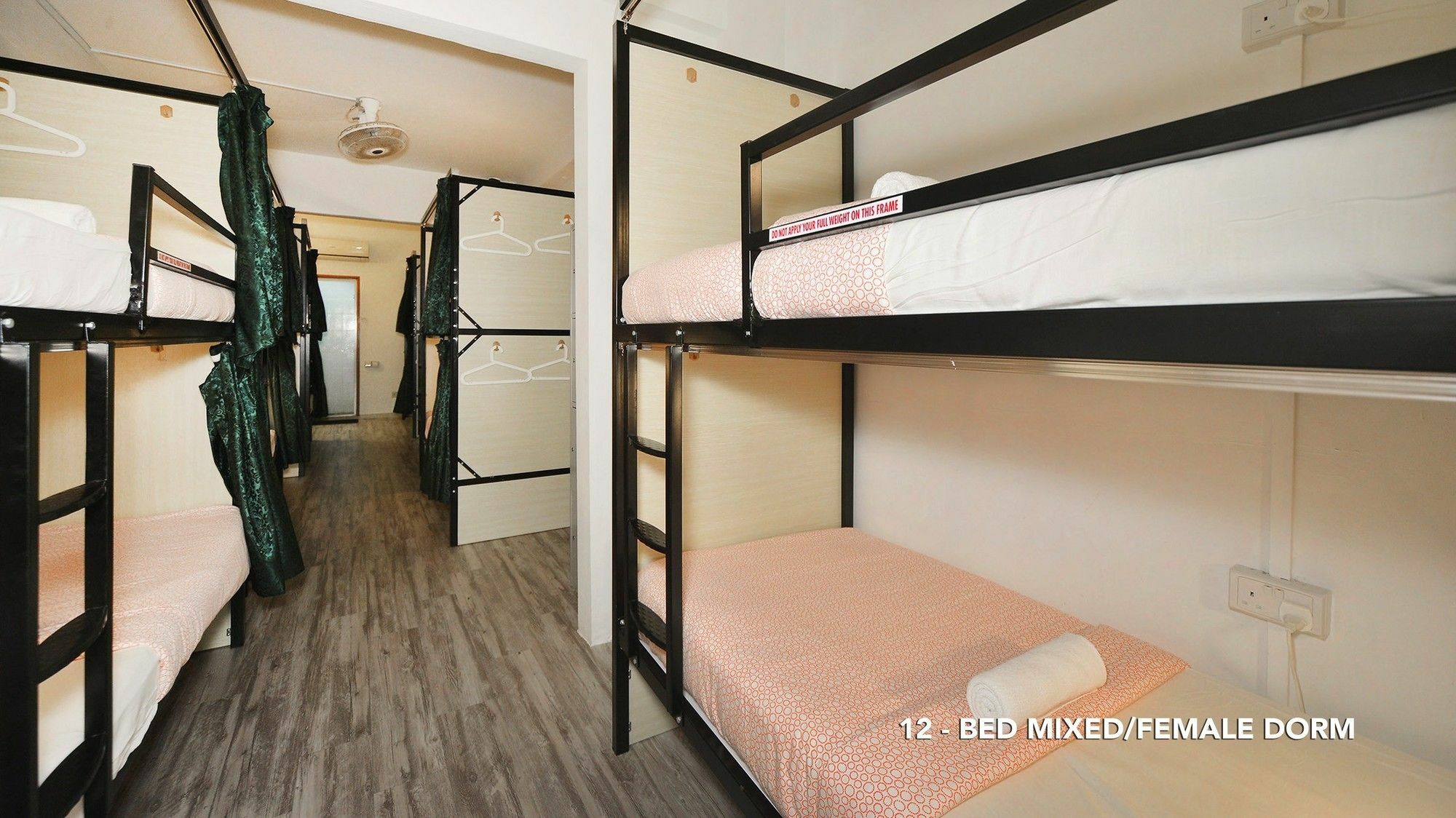 ZEN Hostel Aljunied Singapore Buitenkant foto